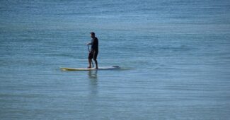 Undgå farlige situationer på vandet med disse paddleboard-sikkerhedstips